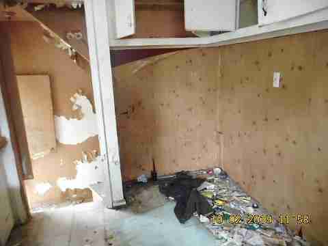 11736 Montrose (11)_m.jpg